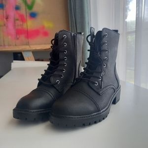 Universal Thread Kamryn faux leather combat boots